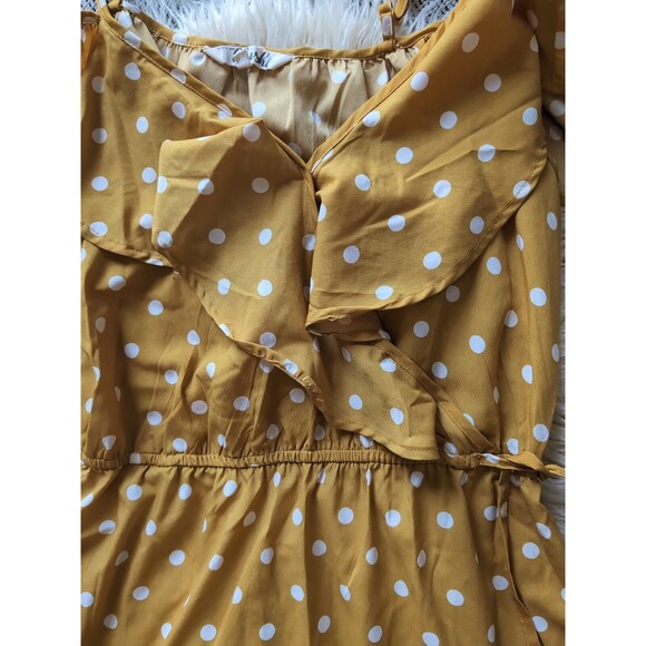 Hint of Blush Yellow Polka Dot Dress M Off the Shoulder Flutter Sleeves - Picture 5 of 9